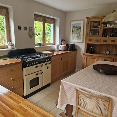 In County Wicklow Unique Escape Holiday home *